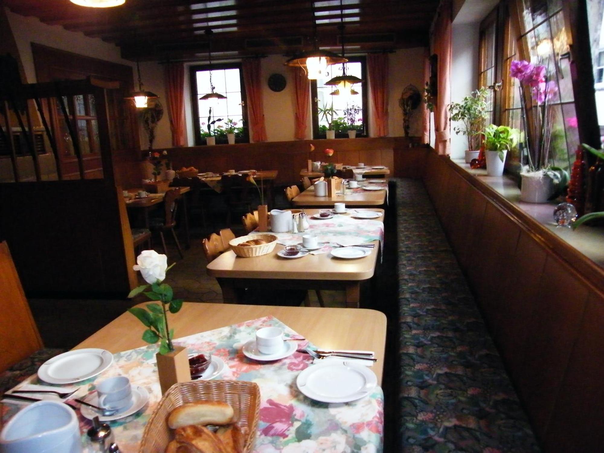 Pension Hofmann-Schmoelzer Rothenburg ob der Tauber Exterior foto